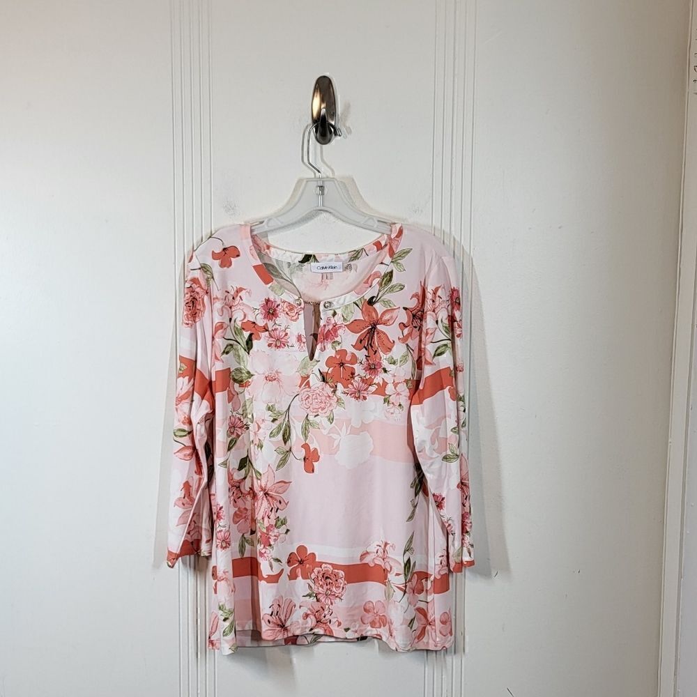 Calvin Klein Women's Pink Floral Blouse